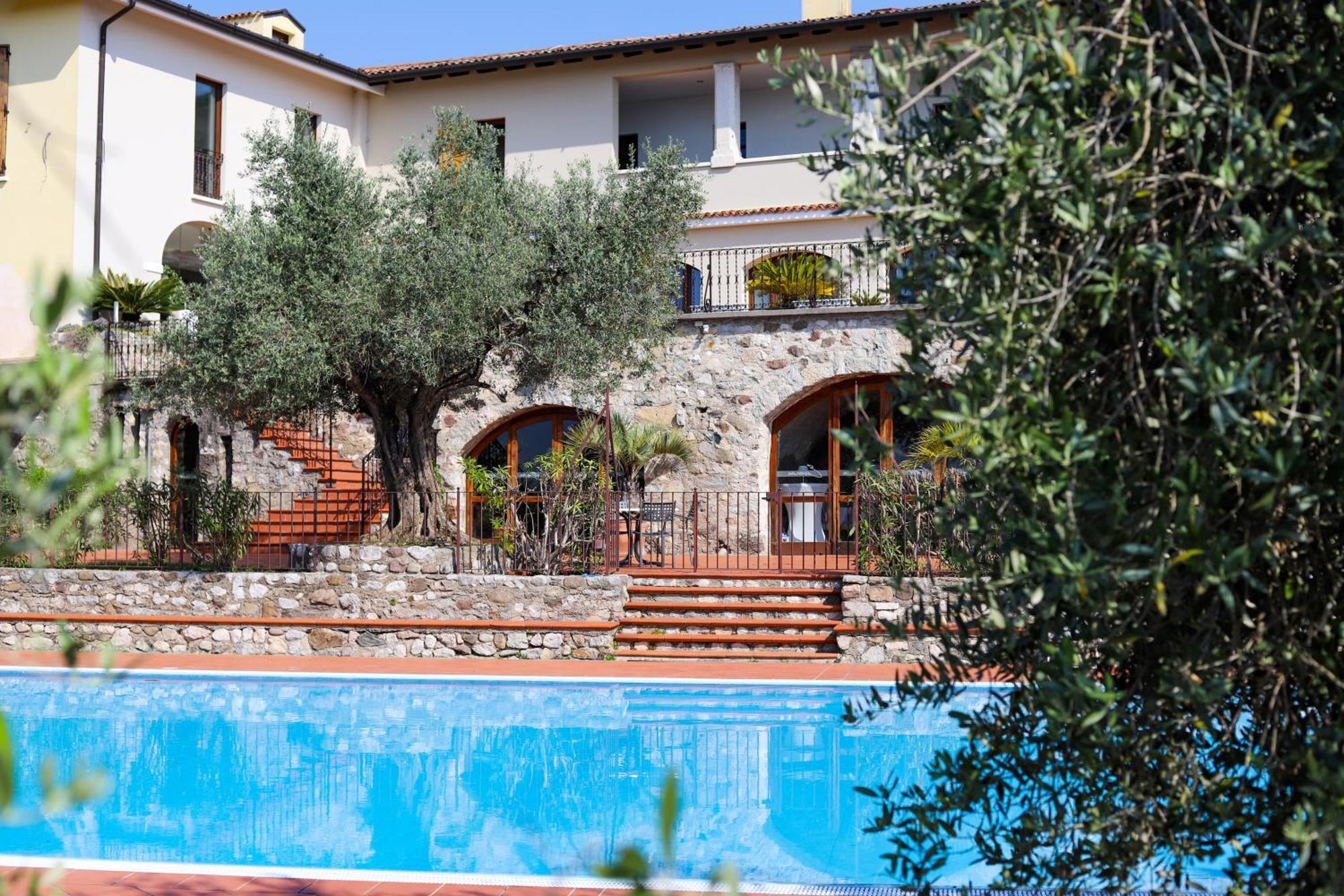 San Rocco Relais Lejlighedshotel Soiano Del Lago Eksteriør billede